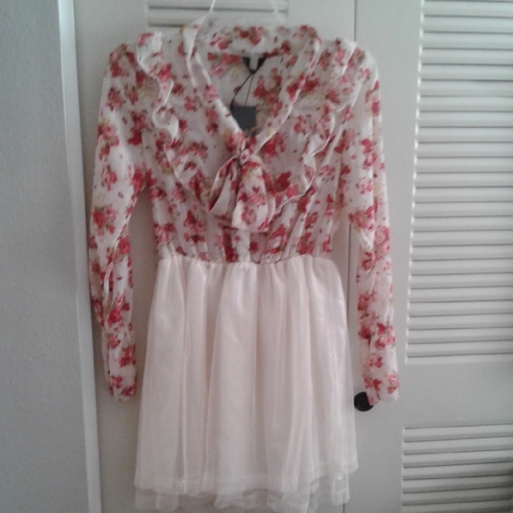 Floral Ruffle Dress - Picture 3 of 7